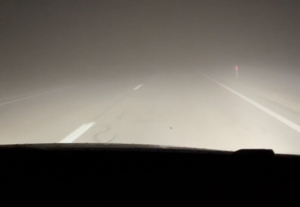ATENȚIE, șoferi: Cod Galben de ceață, se formează ghețuș pe carosabil!